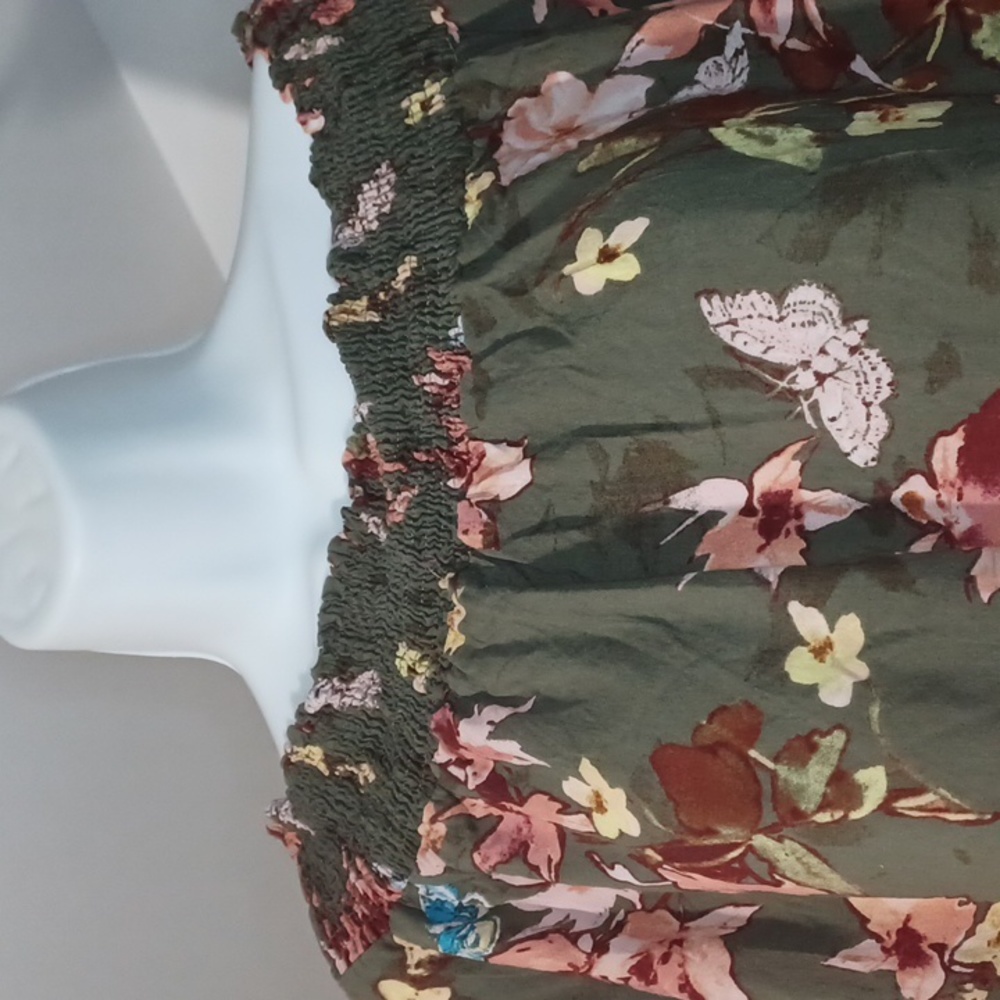 Off shoulder top - Picture 4 of 7